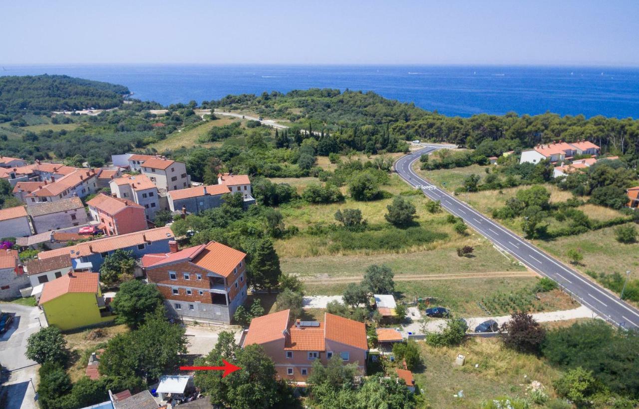 Villa Marizella Premantura Exterior photo